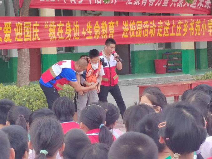 9e27079b2b3d3efca839cc353840e30.jpg 9e27079b2b3d3efca839cc353840e30.jpg