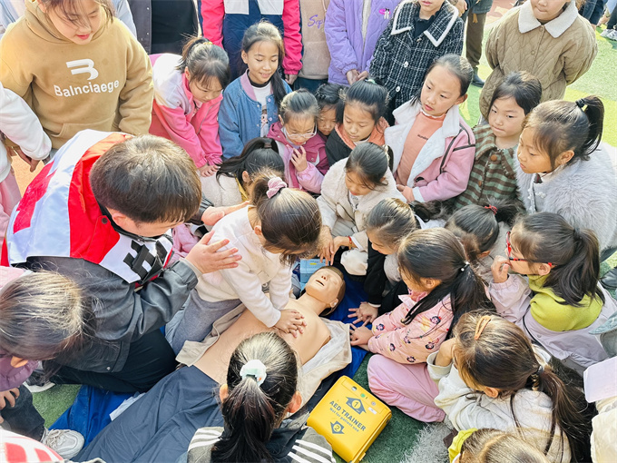 急救.jpg 急救.jpg