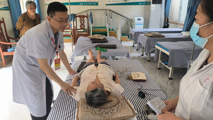 9.5南石医院_副本.jpg 9.5南石医院_副本.jpg